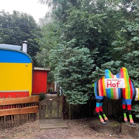 Circus Wagon Ton Luetten Plush Mors Drochtersen